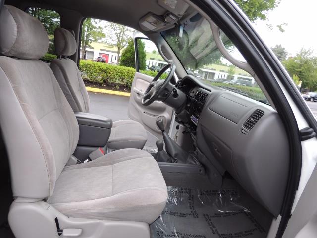 2004 Toyota Tacoma V6 2dr Xtracab / 4X4 / 5-SPEED / TRD SUPERCHARGED - Photo 16 - Portland, OR 97217