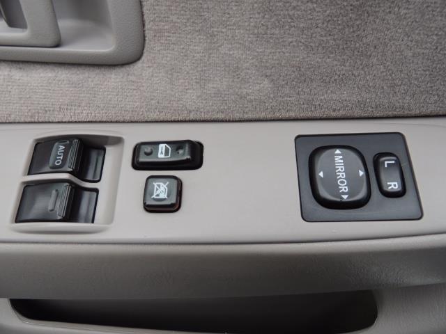2004 Toyota Tacoma V6 2dr Xtracab / 4X4 / 5-SPEED / TRD SUPERCHARGED - Photo 35 - Portland, OR 97217