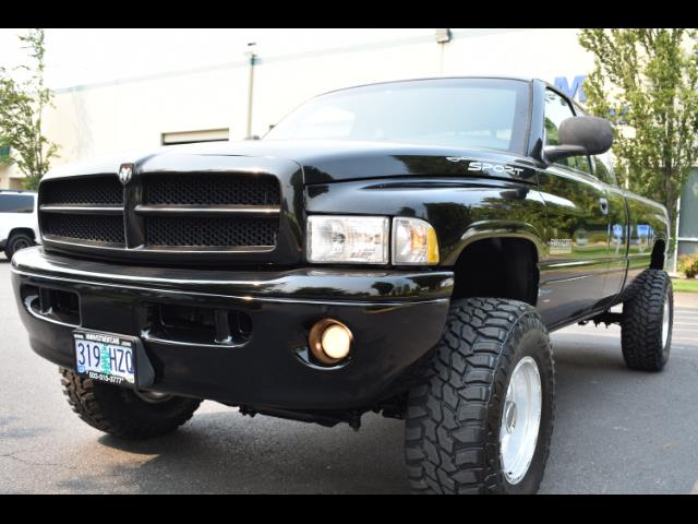 2001 Dodge Ram 2500 SLT Plus / 4X4 / 5.9L DIESEL / Leather / LIFTED - Photo 9 - Portland, OR 97217