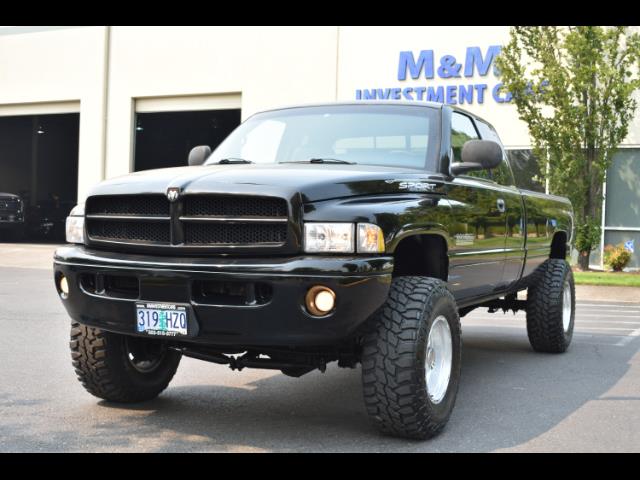 2001 Dodge Ram 2500 SLT Plus / 4X4 / 5.9L DIESEL / Leather / LIFTED - Photo 38 - Portland, OR 97217