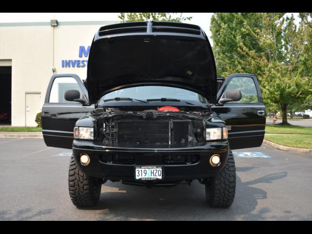 2001 Dodge Ram 2500 SLT Plus / 4X4 / 5.9L DIESEL / Leather / LIFTED - Photo 30 - Portland, OR 97217