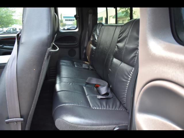 2001 Dodge Ram 2500 SLT Plus / 4X4 / 5.9L DIESEL / Leather / LIFTED - Photo 15 - Portland, OR 97217