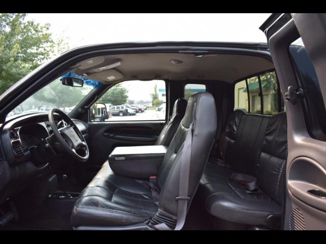 2001 Dodge Ram 2500 SLT Plus / 4X4 / 5.9L DIESEL / Leather / LIFTED - Photo 14 - Portland, OR 97217