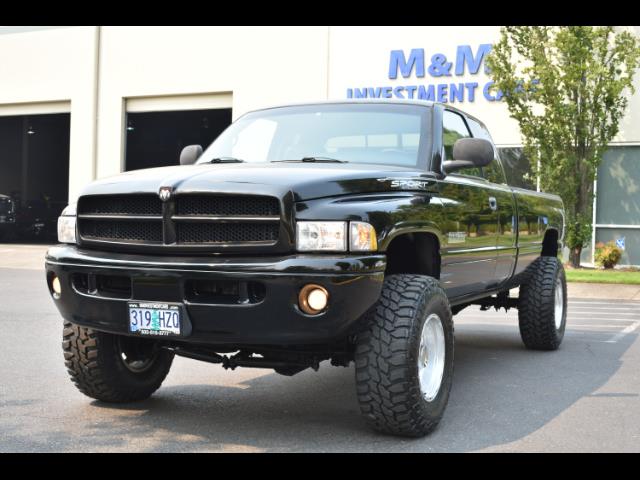 2001 Dodge Ram 2500 SLT Plus / 4X4 / 5.9L DIESEL / Leather / LIFTED - Photo 40 - Portland, OR 97217