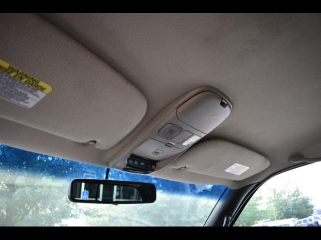 2001 Dodge Ram 2500 SLT Plus / 4X4 / 5.9L DIESEL / Leather / LIFTED - Photo 37 - Portland, OR 97217