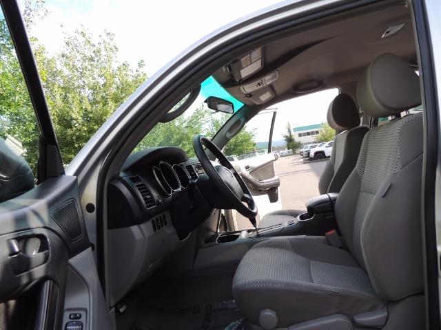 2007 Toyota 4Runner V6 4X4 / 3RD SEAT / DIFF LOCK / 1-OWNER / LIFTED - Photo 32 - Portland, OR 97217