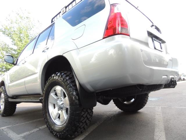 2007 Toyota 4Runner V6 4X4 / 3RD SEAT / DIFF LOCK / 1-OWNER / LIFTED - Photo 11 - Portland, OR 97217