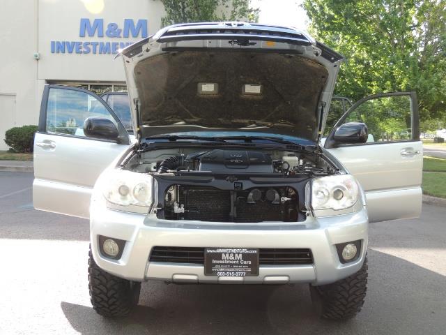 2007 Toyota 4Runner V6 4X4 / 3RD SEAT / DIFF LOCK / 1-OWNER / LIFTED - Photo 30 - Portland, OR 97217