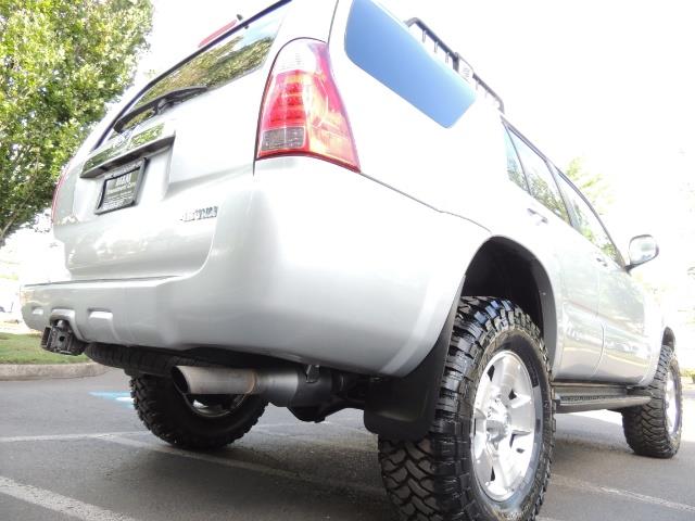 2007 Toyota 4Runner V6 4X4 / 3RD SEAT / DIFF LOCK / 1-OWNER / LIFTED - Photo 12 - Portland, OR 97217