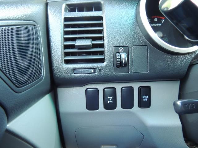 2007 Toyota 4Runner V6 4X4 / 3RD SEAT / DIFF LOCK / 1-OWNER / LIFTED - Photo 38 - Portland, OR 97217
