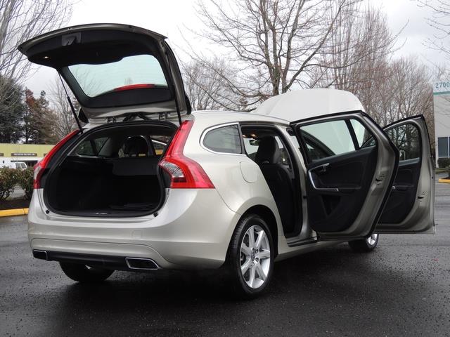 2017 Volvo V60 T5 Premier/ Leather / Heated Seats / Navigation - Photo 29 - Portland, OR 97217
