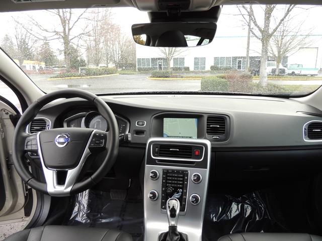 2017 Volvo V60 T5 Premier/ Leather / Heated Seats / Navigation - Photo 35 - Portland, OR 97217