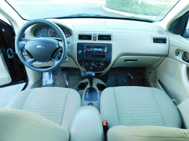 2007 Ford Focus ZX4 SE / 4Dr / Sunroof / New Tires - Photo 36 - Portland, OR 97217