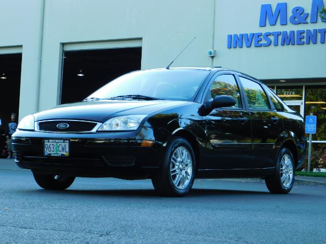 2007 Ford Focus ZX4 SE / 4Dr / Sunroof / New Tires - Photo 45 - Portland, OR 97217