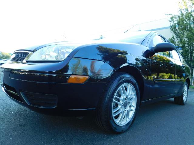 2007 Ford Focus ZX4 SE / 4Dr / Sunroof / New Tires - Photo 11 - Portland, OR 97217