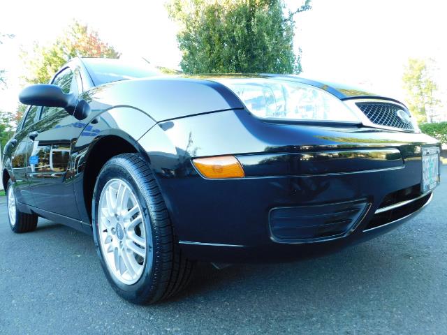 2007 Ford Focus ZX4 SE / 4Dr / Sunroof / New Tires - Photo 12 - Portland, OR 97217