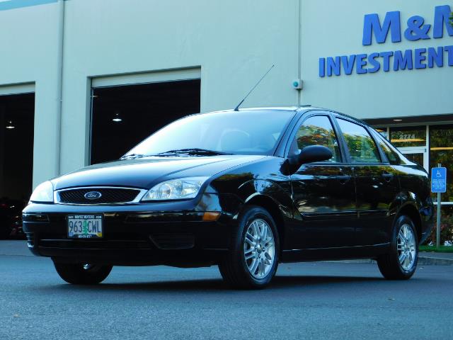 2007 Ford Focus ZX4 SE / 4Dr / Sunroof / New Tires - Photo 46 - Portland, OR 97217