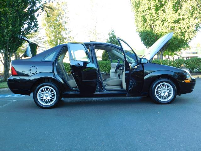 2007 Ford Focus ZX4 SE / 4Dr / Sunroof / New Tires - Photo 30 - Portland, OR 97217