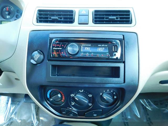 2007 Ford Focus ZX4 SE / 4Dr / Sunroof / New Tires - Photo 22 - Portland, OR 97217