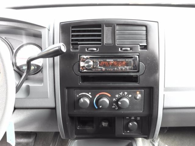 2007 Dodge Dakota Quad Cab / 4X4 / NEW WHEELS+TIRES / LIFTED !! - Photo 19 - Portland, OR 97217