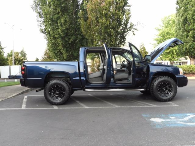 2007 Dodge Dakota Quad Cab / 4X4 / NEW WHEELS+TIRES / LIFTED !! - Photo 23 - Portland, OR 97217