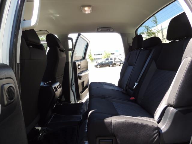 2016 Toyota Tundra SR5 / TRD OFF RD / 4X4 / 1-OWNER/ LIFTED - Photo 15 - Portland, OR 97217