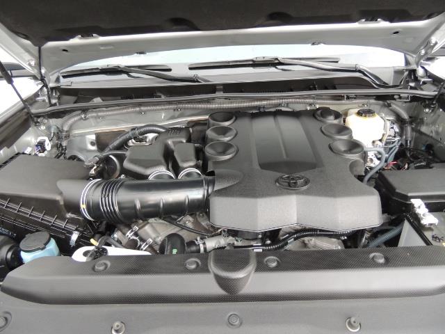 2016 Toyota 4Runner SR5 SPORT SUV 4WD V6 / 3RD SEATS REAR CAM / LIFTED - Photo 31 - Portland, OR 97217