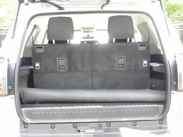 2016 Toyota 4Runner SR5 SPORT SUV 4WD V6 / 3RD SEATS REAR CAM / LIFTED - Photo 21 - Portland, OR 97217