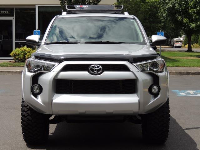 2016 Toyota 4Runner SR5 SPORT SUV 4WD V6 / 3RD SEATS REAR CAM / LIFTED - Photo 5 - Portland, OR 97217