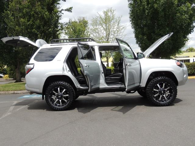 2016 Toyota 4Runner SR5 SPORT SUV 4WD V6 / 3RD SEATS REAR CAM / LIFTED - Photo 23 - Portland, OR 97217
