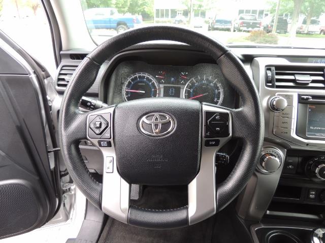 2016 Toyota 4Runner SR5 SPORT SUV 4WD V6 / 3RD SEATS REAR CAM / LIFTED - Photo 39 - Portland, OR 97217