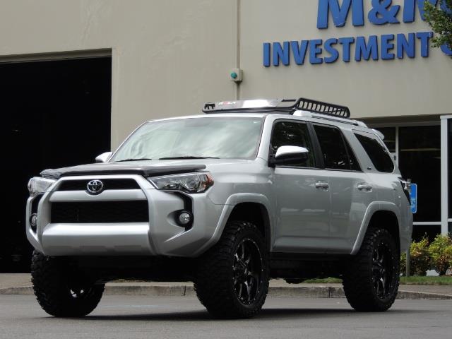 2016 Toyota 4Runner SR5 SPORT SUV 4WD V6 / 3RD SEATS REAR CAM / LIFTED - Photo 43 - Portland, OR 97217