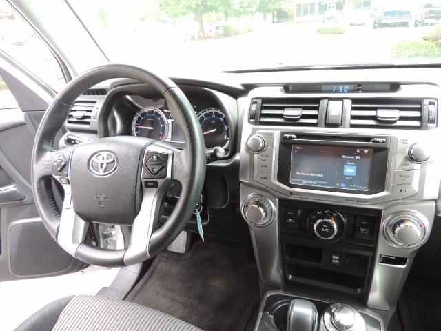 2016 Toyota 4Runner SR5 SPORT SUV 4WD V6 / 3RD SEATS REAR CAM / LIFTED - Photo 38 - Portland, OR 97217