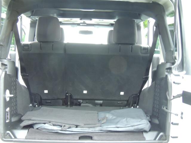 2013 Jeep Wrangler Unlimited Sport / 4X4 / Hard Top / LIFTED LIFTED - Photo 28 - Portland, OR 97217