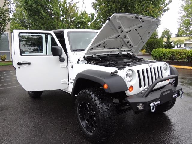 2013 Jeep Wrangler Unlimited Sport / 4X4 / Hard Top / LIFTED LIFTED - Photo 31 - Portland, OR 97217