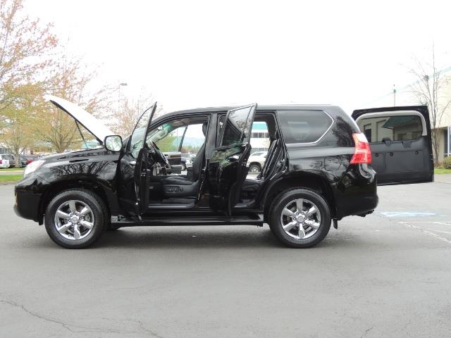 2010 Lexus GX 460 PREMIUM AWD NAVi CAMERA POWER 3RD Seats - Photo 23 - Portland, OR 97217