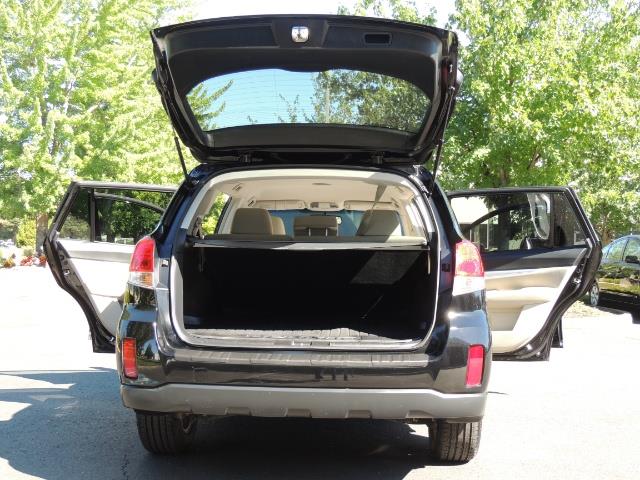 2012 Subaru Outback 2.5i Premium / AWD / HEATED SEATS / 1-Owner - Photo 26 - Portland, OR 97217