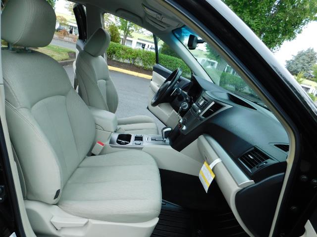 2012 Subaru Outback 2.5i Premium / AWD / HEATED SEATS / 1-Owner - Photo 18 - Portland, OR 97217