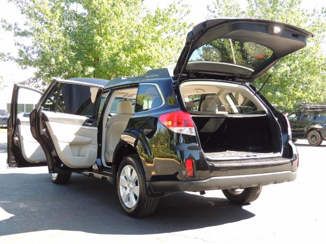 2012 Subaru Outback 2.5i Premium / AWD / HEATED SEATS / 1-Owner - Photo 25 - Portland, OR 97217
