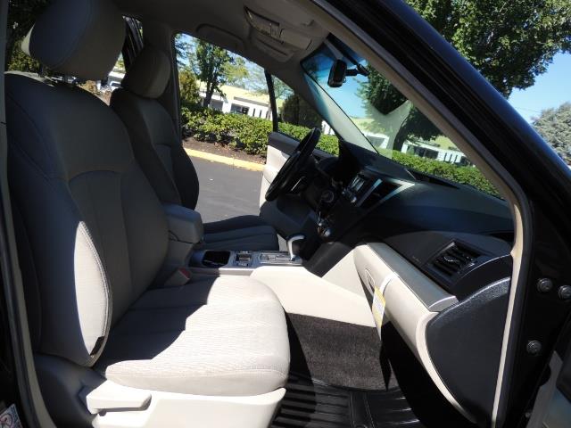 2012 Subaru Outback 2.5i Premium / AWD / HEATED SEATS / 1-Owner - Photo 17 - Portland, OR 97217