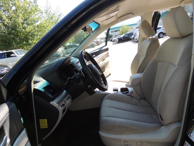 2012 Subaru Outback 2.5i Premium / AWD / HEATED SEATS / 1-Owner - Photo 31 - Portland, OR 97217