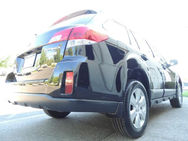 2012 Subaru Outback 2.5i Premium / AWD / HEATED SEATS / 1-Owner - Photo 11 - Portland, OR 97217