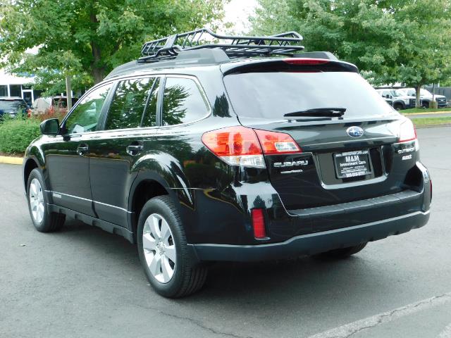 2012 Subaru Outback 2.5i Premium / AWD / HEATED SEATS / 1-Owner - Photo 7 - Portland, OR 97217