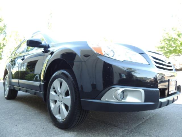 2012 Subaru Outback 2.5i Premium / AWD / HEATED SEATS / 1-Owner - Photo 10 - Portland, OR 97217