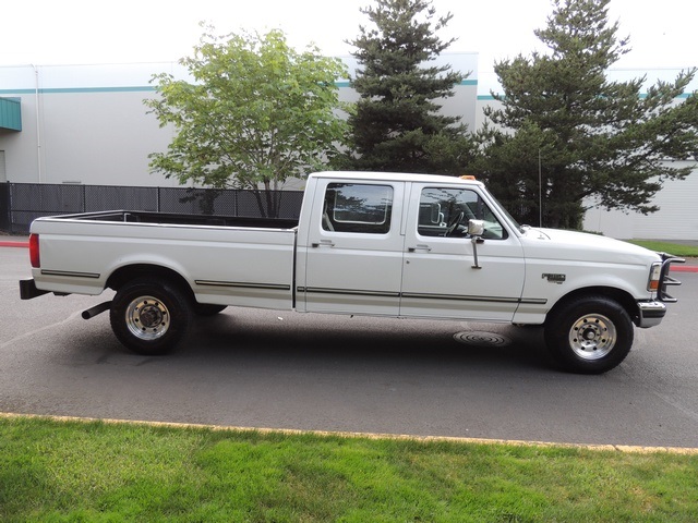 1995 Ford F-350 / 7.3 L DIESEL / 5-Speed Manual / 2wd / LongBed - Photo 4 - Portland, OR 97217
