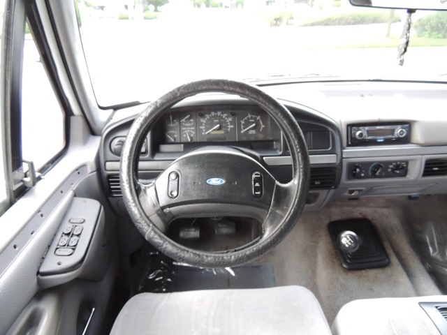 1995 Ford F-350 / 7.3 L DIESEL / 5-Speed Manual / 2wd / LongBed - Photo 25 - Portland, OR 97217