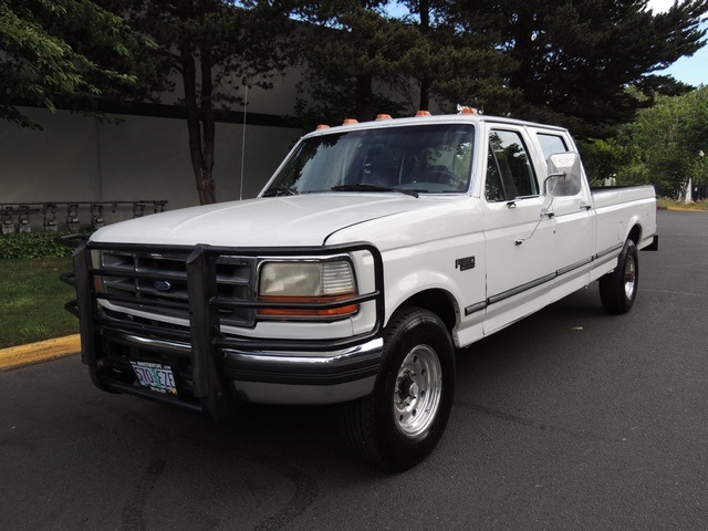 1995 Ford F-350 / 7.3 L DIESEL / 5-Speed Manual / 2wd / LongBed - Photo 1 - Portland, OR 97217