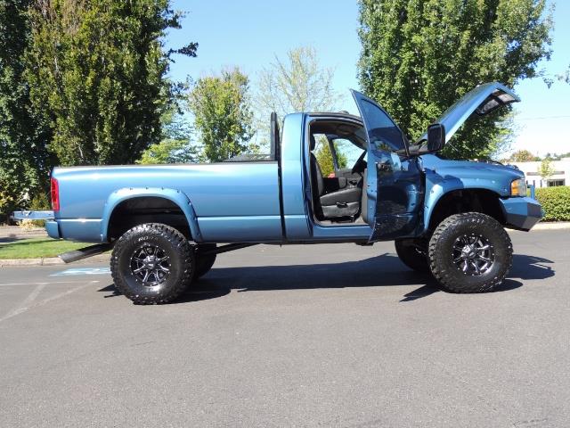 2004 Dodge Ram 2500 4X4 Long Bed / 5.9 L H.O DIESEL / 6-SPEED / LIFTED - Photo 22 - Portland, OR 97217