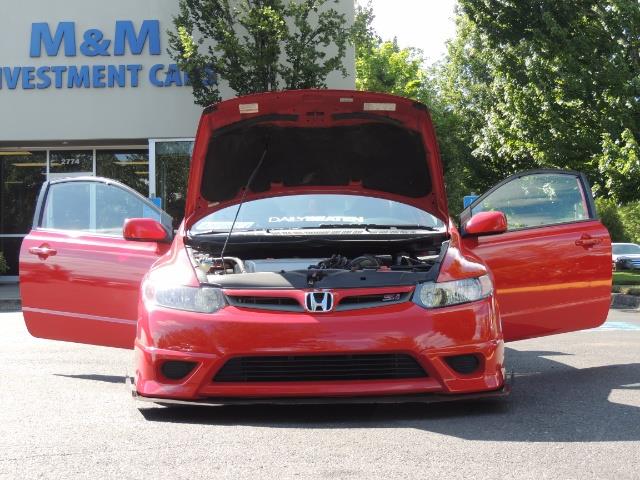 2008 Honda Civic Si Coupe 6 Speed Manual / WHEELS EXHAUST / LOWERED - Photo 16 - Portland, OR 97217
