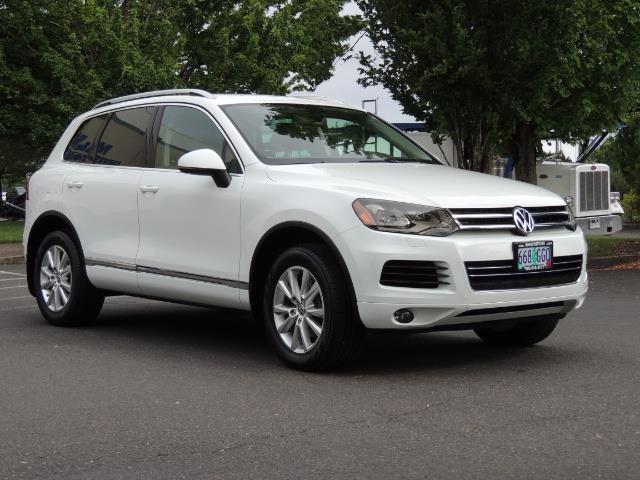 2013 Volkswagen Touareg VR6 Lux / AWD / Sport Utility / Excel Cond - Photo 2 - Portland, OR 97217